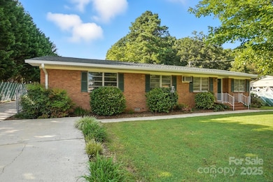 3301 Dan Hood Rd, Matthews, NC 28105 - photo 4