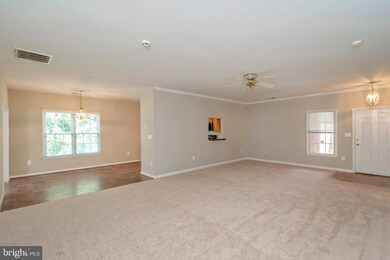 6910 Winthrop Ct, Fredericksburg, VA 22407 - photo 4