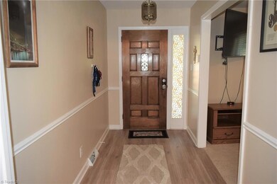 2313 Burnette Dr, Greensboro, NC 27406 - photo 3