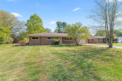 1010 Renown Rd, Beavercreek, OH 45430 - photo 2