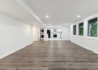 79 New Jersey 5 unit 1, Edgewater, NJ 07020 - photo 5