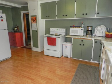 Country Kitchen