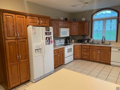 1145 SW Red Oaks Place, Topeka, KS 66615 - photo 6