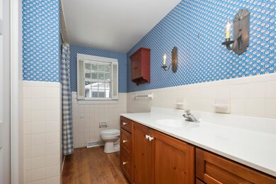 013-photo-bathroom-9341074