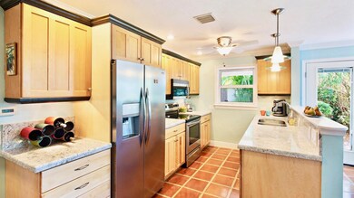 5A-1709GEORGE-16x9-kitchen