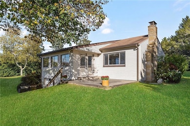 50 Seaside Dr, Jamestown, RI 02835 - photo 2