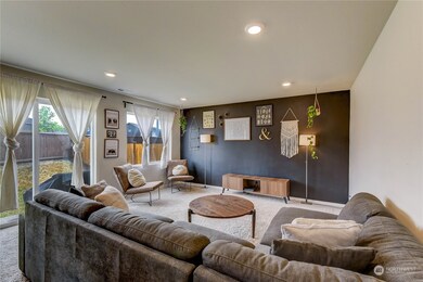 10824 185th St E, Puyallup, WA 98374 - photo 7