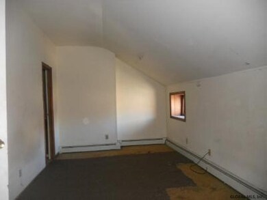28 Trinity Place, Albany, NY 12202 - photo 4