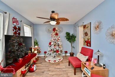 8534 Kingsway Dr, White Plains, MD 20695 - photo 3