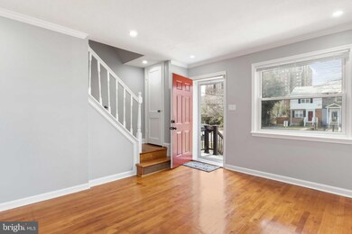 5703 Fenwick Dr, Alexandria, VA 22303 - photo 7