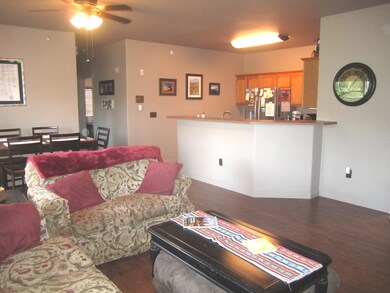 Family Room (3)