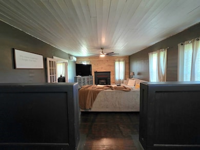 559 Frank Church Rd, Fitzgerald, GA 31750 - photo 6