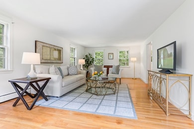 30 Juniper Cir, Concord, MA 01742 - photo 3