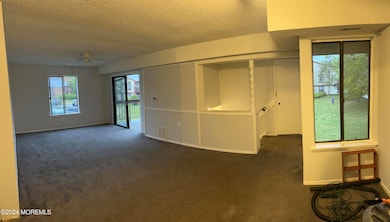 41 Newport Ct unit 251, Brick, NJ 08724 - photo 4