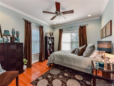 Main Floor Office (or bedroom!)