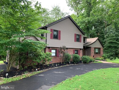 157 Glen Dr, Doylestown, PA 18901 - photo 5