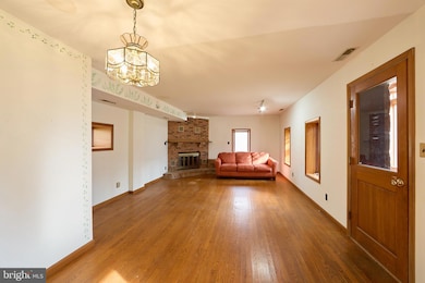 329 Laurel Woods Rd, Landenberg, PA 19350 - photo 5