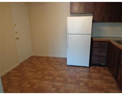 272 E Haverhill St unit 23, Lawrence, MA 01841 - photo 5