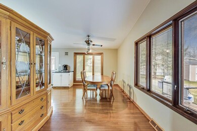 3909 Gull Ct, Rolling Meadows, IL 60008 - photo 7