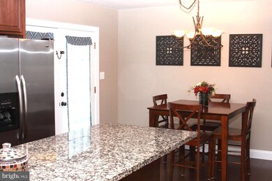 817 W Potomac St, Brunswick, MD 21716 - photo 5