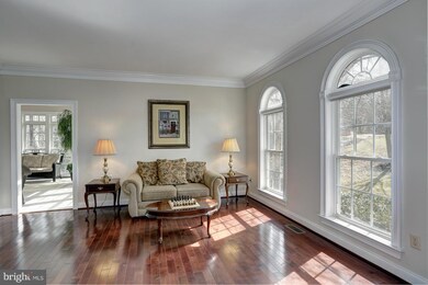 11754 Chapel Estates Dr, Clarksville, MD 21029 - photo 4