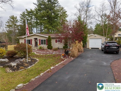 270 Craig St, Palmerton, PA 18071 - photo 3