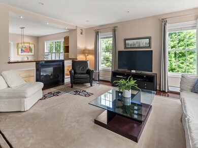 520 Sycamore St, Shelburne, VT 05482 - photo 5