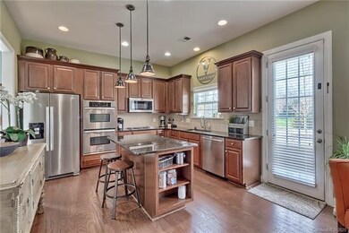 Gourmet Kitchen with Double Oven