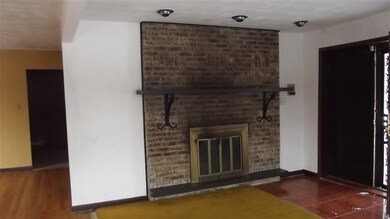 2148 Chase St, Gary, IN 46404 - photo 4