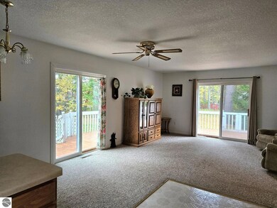 404 11th Ave, Tawas City, MI 48763 - photo 7