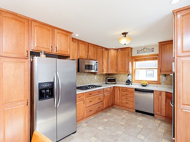 15W345 Lexington St, Elmhurst, IL 60126 - photo 4