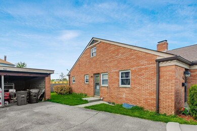 3092-3094 Cressing Ct Columbus, OH 43227