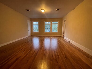1661 Hawthorne St, Houston, TX 77006 - photo 3