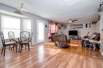 04 - 3449 Jonathan Noble Way-4.jpg