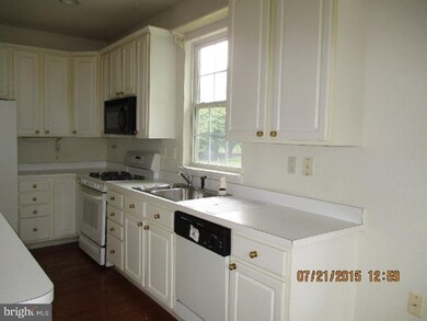 13 Black Eyed Susan Rd, Langhorne, PA 19047 - photo 5