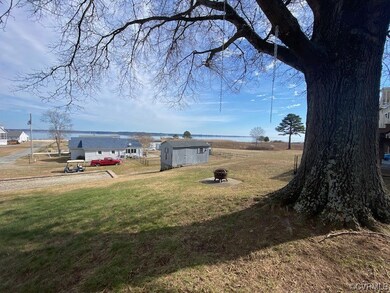 460 Marine Dr, Dunnsville, VA 22454 - photo 6