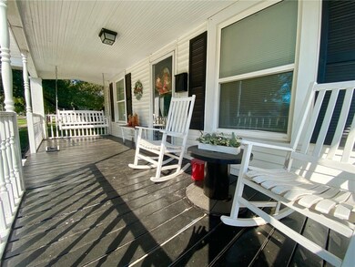 2812 Richmond Ave, Mattoon, IL 61938 - photo 2