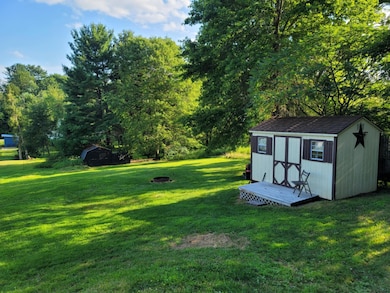 142 Hillcrest St, Winburne, PA 16879 - photo 4