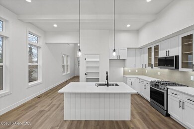 10-Kitchen