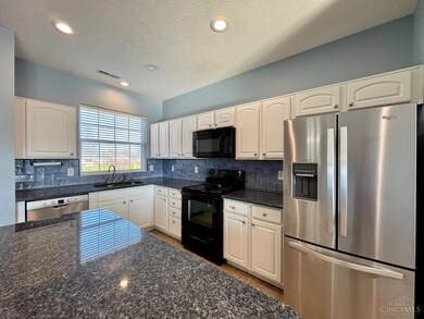 9411 Stoneybrooke, Cincinnati, OH 45231 - photo 7