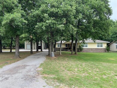 252 Cayuga Trail, Gainesville, TX 76240 - photo 2