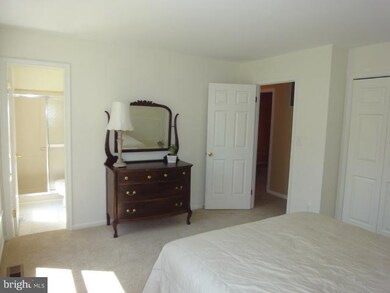 850 Flohr Ave, Sykesville, MD 21784 - photo 5