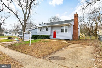 5606 Duchaine Dr, Lanham, MD 20706 - photo 2