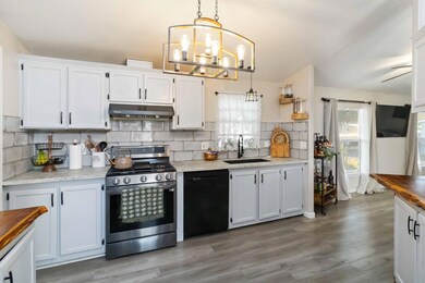 8229 Coed Ln, Sacramento, CA 95828 - photo 5