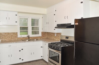 2123 N Bonnie Brook Ln unit W, Waukegan, IL 60087 - photo 5