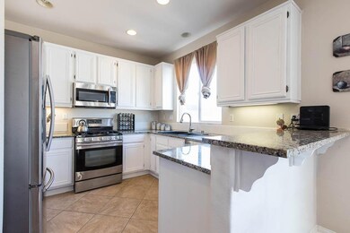 4416 W Avenue J-7 - HsHProd-15