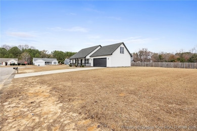 122 Tanner Loop, Raeford, NC 28376 - photo 2