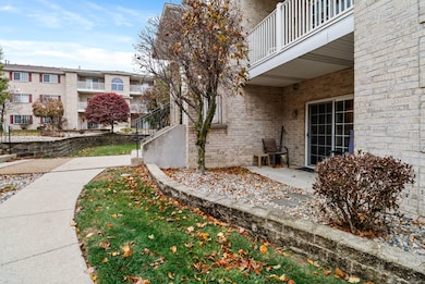 2021 W 75th Place unit 17, Merrillville, IN 46410 - photo 3