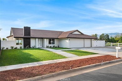 1563 Gary Ln, Redlands, CA 92374 - photo 2