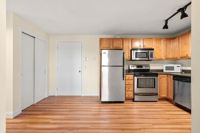 545 Calef Rd unit 23, Manchester, NH 03103 - photo 6